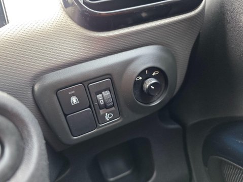 Citroen C4 Cactus 1.2 PureTech Flair Euro 6 5dr (Euro 6) 31