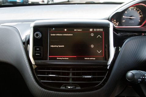 Peugeot 2008 PURETECH S/S GT LINE 28