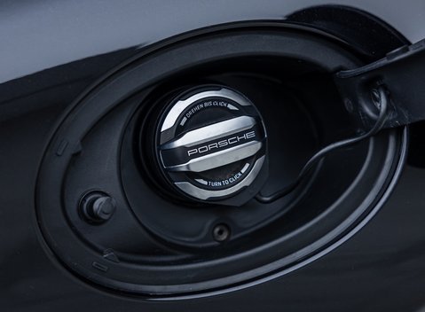 Porsche 911 GT3 TOURING (992) 41
