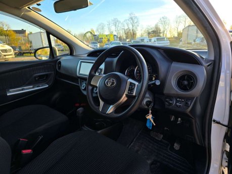 Toyota Yaris 1.33 Dual VVT-i Design Hatchback 5dr Petrol Multidrive S Euro 6 (99 ps) 20