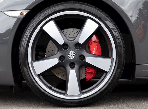 Porsche 911 (991) 50th Anniversary Edition 10