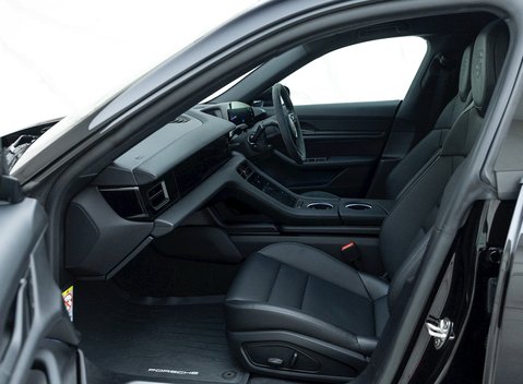 Porsche Taycan 4S Sport Turismo 14