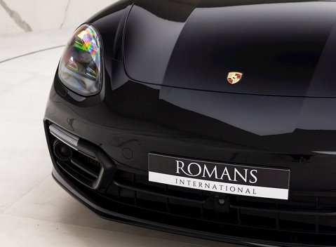Porsche Panamera Turbo S E-Hybrid Executive 25
