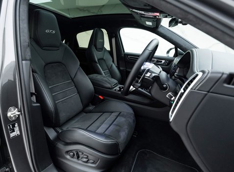 Porsche Cayenne GTS Coupé 5