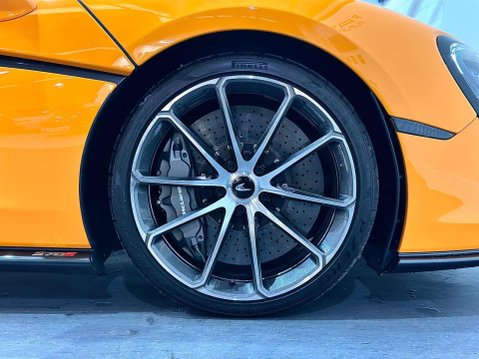 McLaren 570S 3.8 570s Coupe Semi-Auto 2dr 64