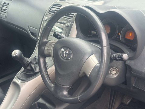 Toyota Auris 1.6 Auris T3 VVT-i 5dr 12