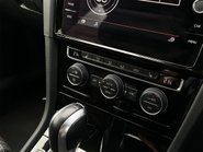 Volkswagen Golf GTI PERFORMANCE TSI DSG 69