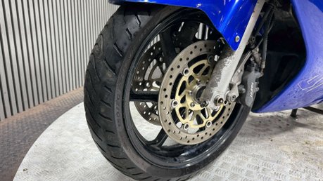 Honda VFR 2000 FUEL INJECTED NON VTEC ONLY 27K 1 OWNER PROJECT BIKE 800CC 19
