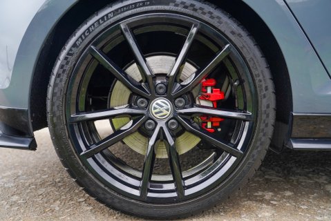 Volkswagen Golf GTI TCR DSG 5