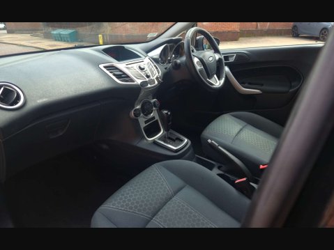 Ford Fiesta 1.4 Fiesta Zetec Auto 5dr 25