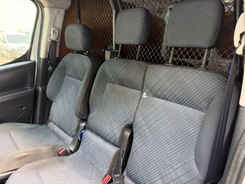Peugeot Partner 1.6 HDi 625 SE Panel Van 4dr Diesel Manual L1 (153 g/km, 75 bhp) 32