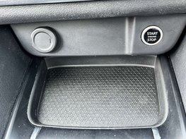 Nissan Qashqai 1.3 Qashqai Acenta Premium DiG-T MHEV 5dr 58