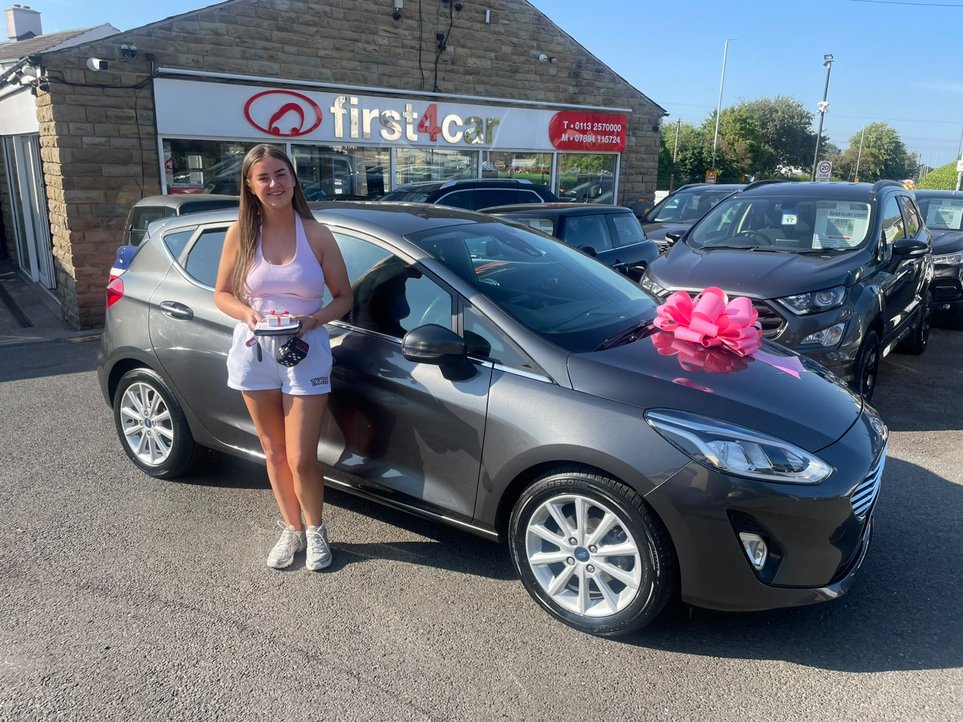 Taylor from Leeds Collecting her new Ford Fiesta.