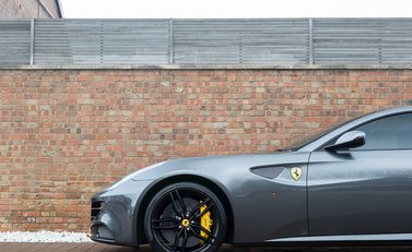 Ferrari FF 27