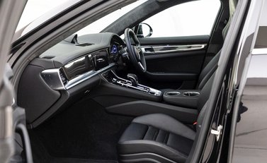 Porsche Panamera Turbo 14