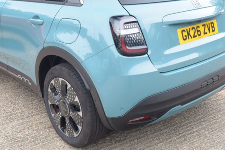 Fiat 600 1.2 Hybrid 48V 136 La Prima 38