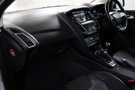 Ford Focus TITANIUM X TDCI 21