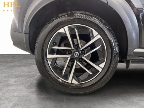 Nissan Juke 1.0 DIG-T N-Connecta SUV 5dr Petrol Manual Euro 6 (s/s) (114 ps) 10