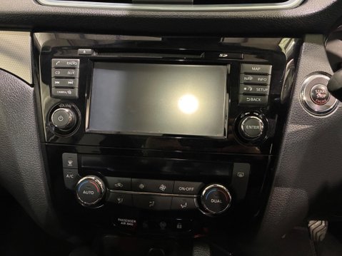 Nissan Qashqai 1.5 dCi N-Connecta Euro 6 (s/s) 5dr 39