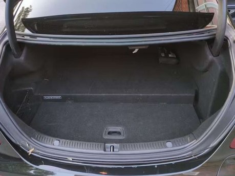 Mercedes-Benz E Class 2.0 E350e 6.4kWh AMG Line (Premium) Saloon 4dr Petrol Plug-in Hybrid G-Tron 8