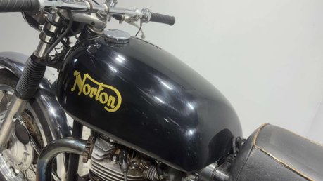 Norton Dominator SS 1962 CLASSIC BARN FIND PROJECT BIKE SPARES OR REPAIR 600CC 21