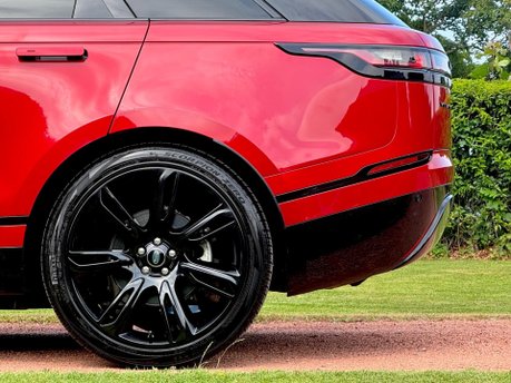 Land Rover Range Rover Velar R-DYNAMIC HSE 24
