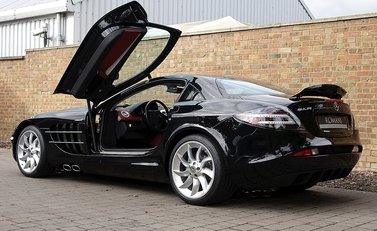 Mercedes-Benz SLR McLaren 12