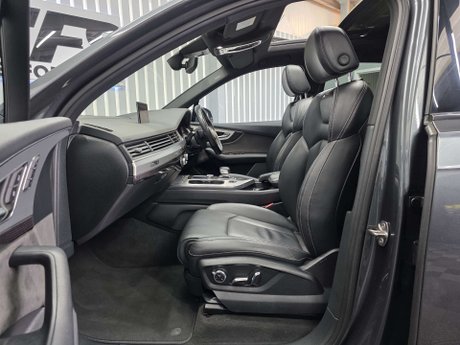 Audi SQ7 4.0 TDI V8 SUV 5dr Diesel Tiptronic quattro Euro 6 (s/s) (435 ps) 38