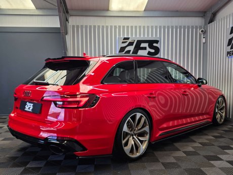 Audi RS4 2.9 TFSI V6 Estate 5dr Petrol Tiptronic quattro Euro 6 (s/s) (450 ps) 42