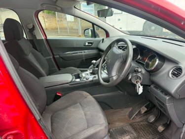Peugeot 3008 ACTIVE HDI 3