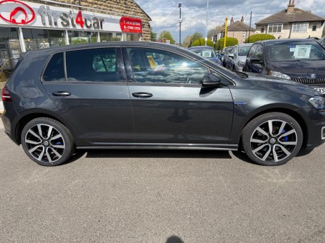 Volkswagen Golf GTE NAV DSG 11