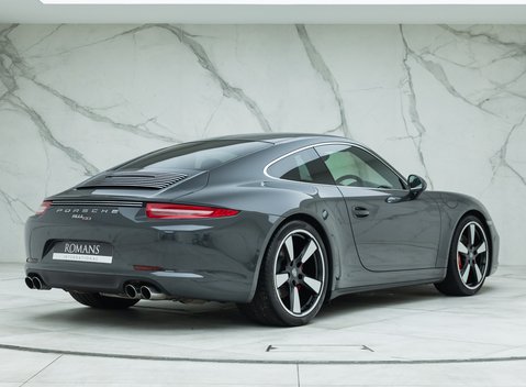 Porsche 911 50th Anniversary Edition (991) 3