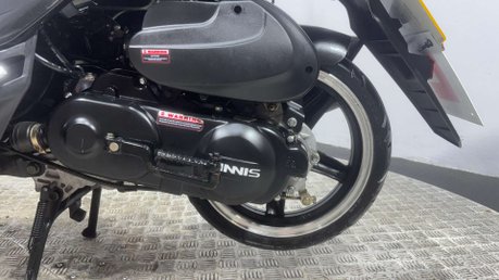 Sinnis Twist 2022 1K 50CC SCOOTER LEARNER BIKE NEW MOT SERVICED 21