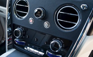 Rolls-Royce Cullinan 21