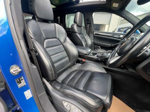 Porsche Cayenne 3.0 Cayenne V6 D Tiptronic S 4WD 5dr - NATIONAL DELIVERY* 8