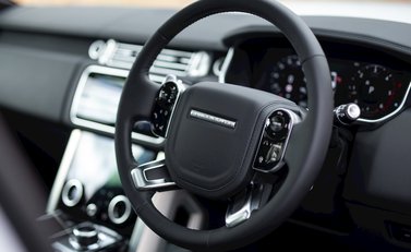 Land Rover Range Rover 4.4 SDV8 Autobiography 11