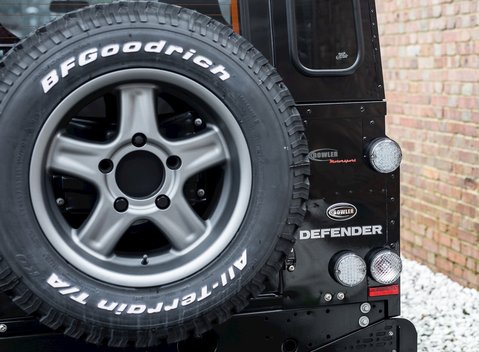 Land Rover Defender 90 XS Bowler 25