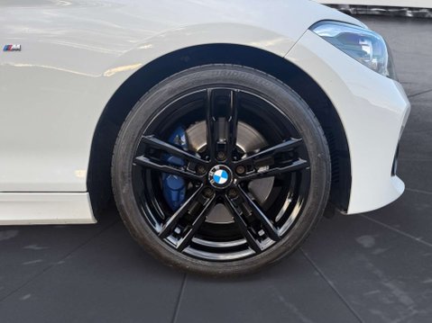 BMW 1 Series 1.5 118i M Sport Shadow Edition Auto 5dr 14