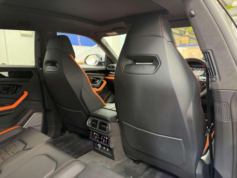 Lamborghini Urus 4.0 V8 BiTurbo 25.9kWh SE SUV 5dr Petrol Plug-in Hybrid Auto 4WD Euro 6 (80 68