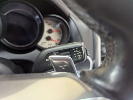 Porsche Cayenne 3.0 Cayenne V6 D Tiptronic S 4WD 5dr 67