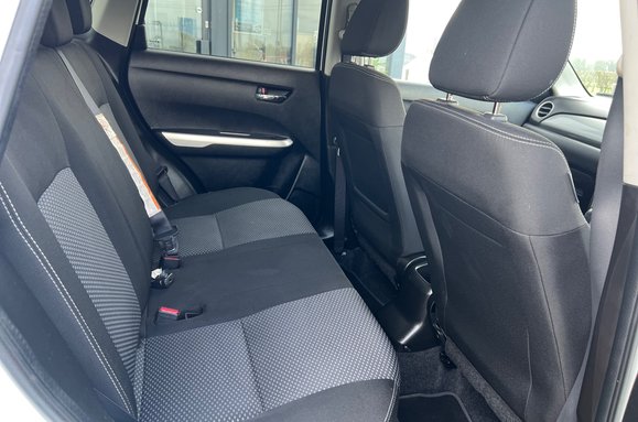 Suzuki Vitara 1.6 SZ-T AUTOMATIC 24