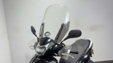 Honda SH300i SH 300 2016 32K VERY CLEAN MOT JAN 2027 300CC SCOOTER 11