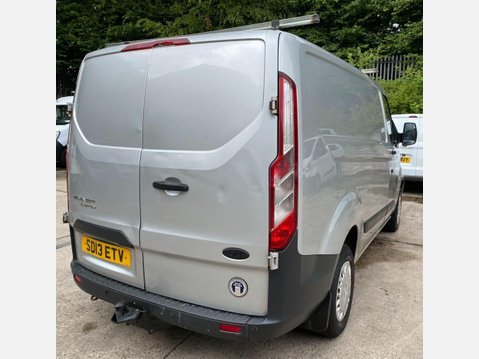 Ford Transit Custom 2.2 TDCi 270 Trend Panel Van 5dr Diesel Manual L1 H1 (186 g/km, 98 bhp) 8