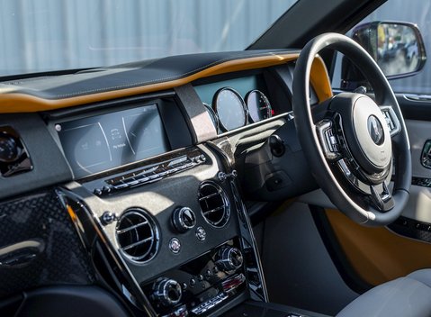 Rolls-Royce Cullinan Black Badge 23