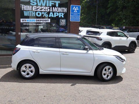 Suzuki Swift 1.2 MHEV Motion Euro 6 (s/s) 5dr 10