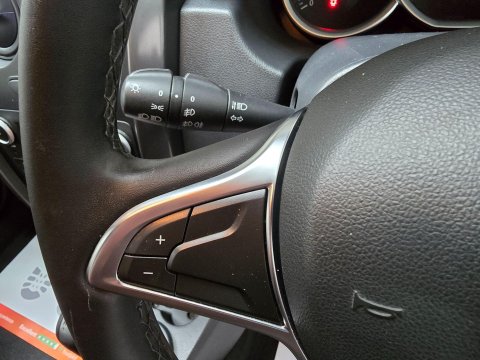 Dacia Duster 1.5 dCi Laureate EDC Euro 6 (s/s) 5dr 28