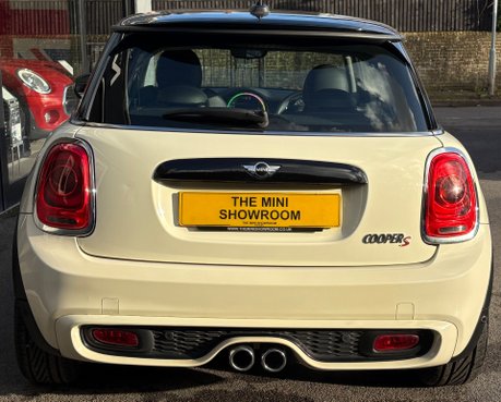 Mini Hatch Cooper S 2.0 Chili / Media + SAT NAV + LEATHER + HEATED SEATS 7