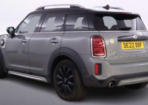 Mini Countryman 1.5 10kWh Cooper SE Classic SUV 5dr Petrol Plug-in Hybrid Auto ALL4 Euro 6 8