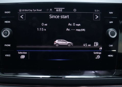 Volkswagen Polo 1.0 Polo R-Line TSi 5dr 28