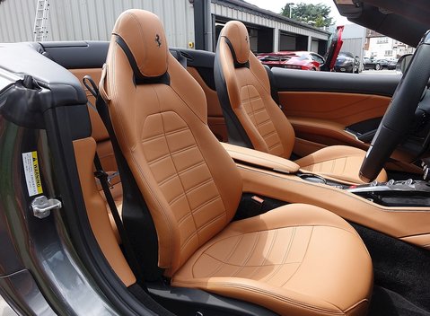 Ferrari California T 18